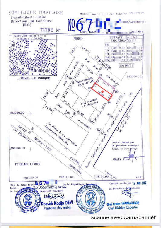 Grand hall de 300 m² à louer à Agbalepedo – 250 000 FCFA/mois