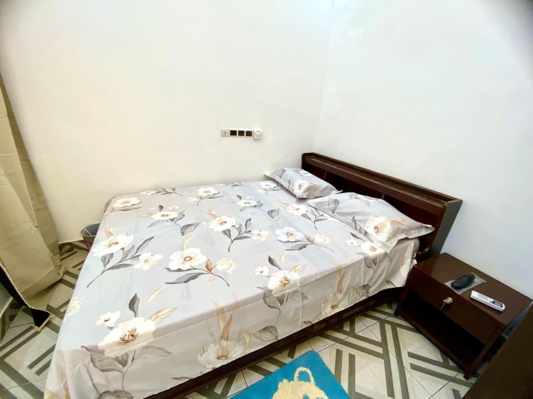 Appartement meublé de 2 chambres salon à louer à Avédji Amétossimé – 350 000 FCFA