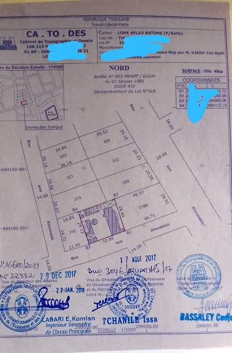 Terrain d'un demi lot en vente à Djidjolé – 45 millions FCFA