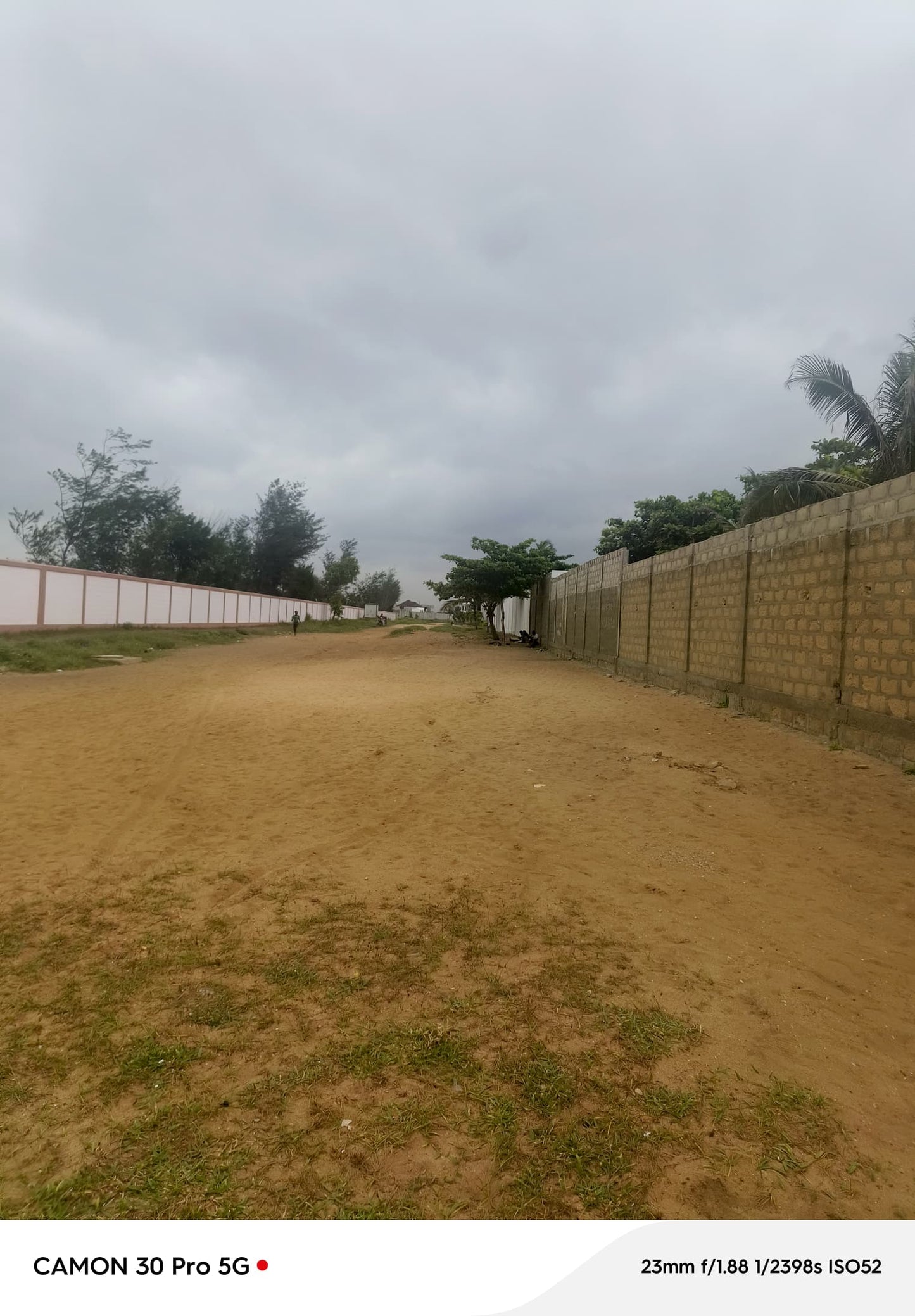 Immeuble en vente en bordure de la plage à Baguida – 1,250 milliard FCFA