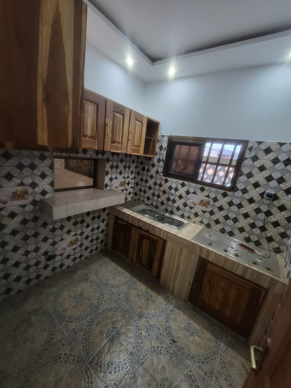Appartement 3 chambres à louer à Adakpamé Kagomé – 100 000 FCFA