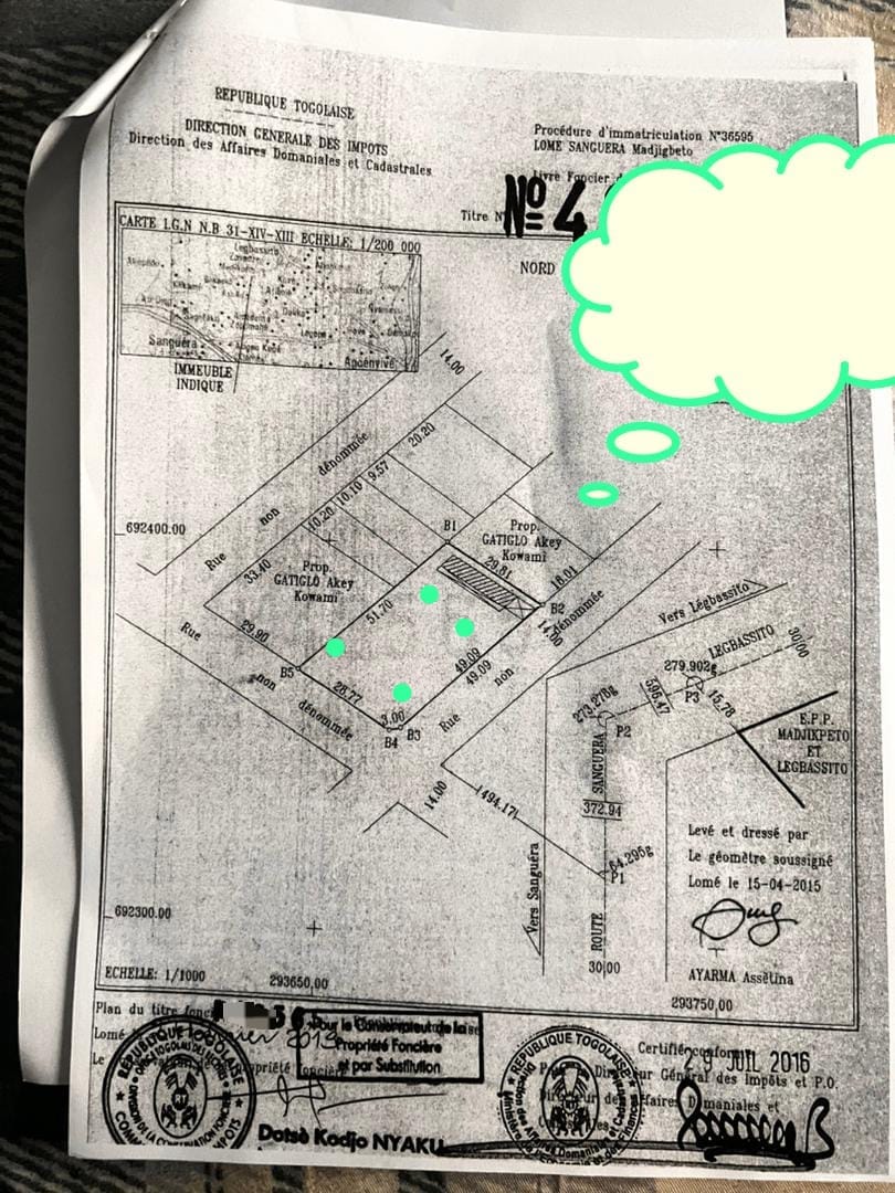 2 lots de terrain en vente en angle de rue à Agoè Legbassito – 57 millions FCFA