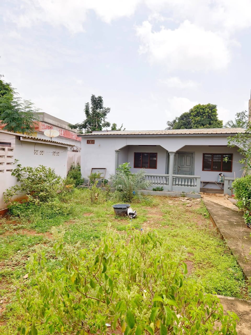 VILLA À VENDRE AGOÈ ASSIYEYÉ Située à Agoè Assiyéy