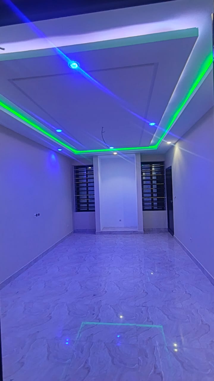 Appartement 2 chambres salon à louer à Sagbado pharmacie conseil au bord du goudron – 150 000 FCFA/mois
