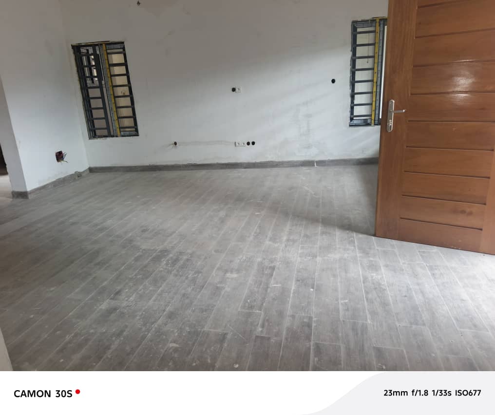 Appartement 2 chambres à louer à Avédji Wessomé – 130 000 FCFA