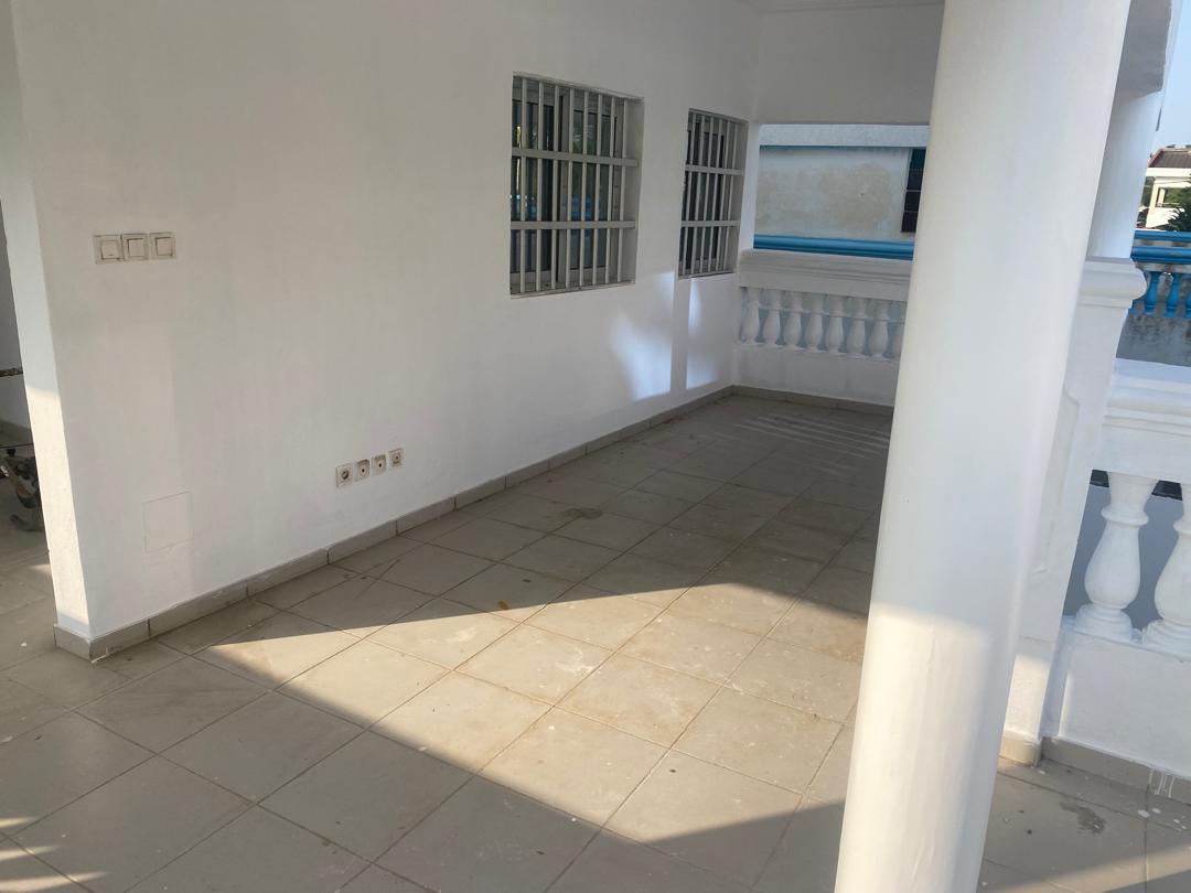 Villa 4 chambres en vente à Baguida côté plage – 120 millions FCFA