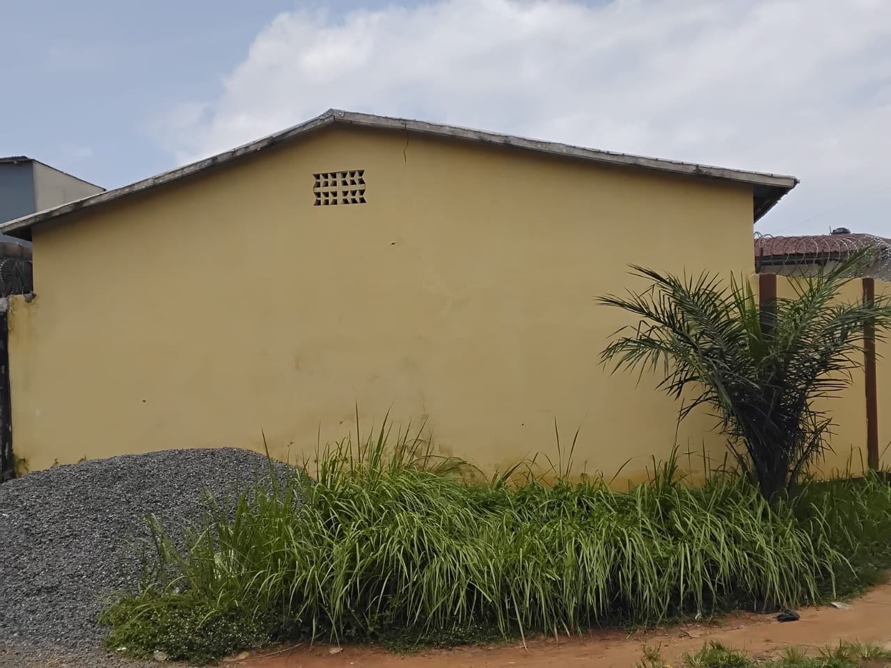 Maison 1 pièce en vente à Ségbé Lankouvi – 18 millions FCFA