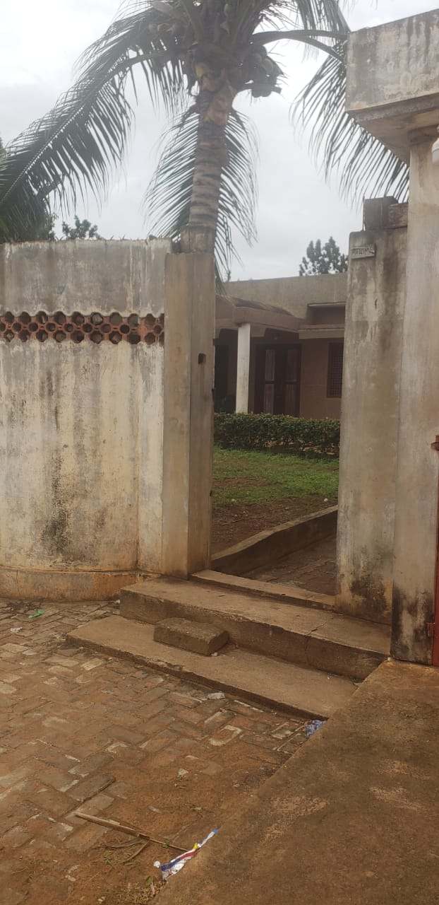 Villa haut standing en vente à Djidjolé - 95 000 000 FCFA