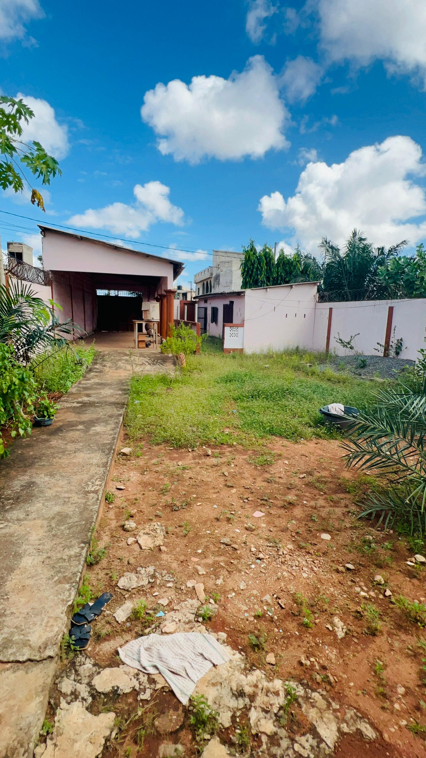Villa 3 chambres en vente à Agoè Assiyéyé – 32 000 000 FCFA