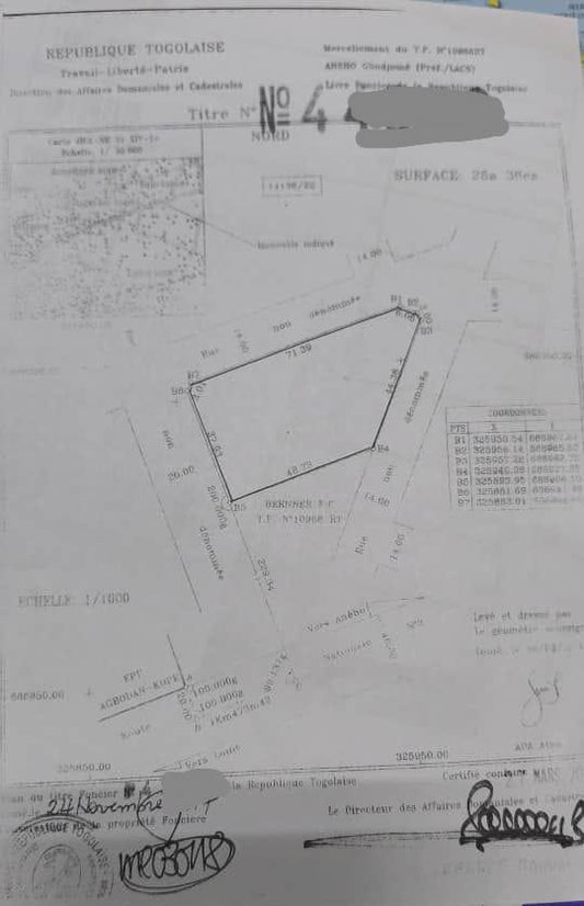 Terrain de 2700 m² en vente à Gbodjomé, 200 m du goudron RN2 – 130 millions FCFA
