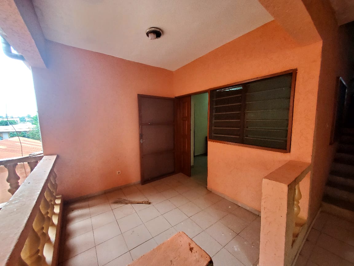 Appartement 2 chambres à louer à Agoè Cacavéli – 70 000 FCFA/mois