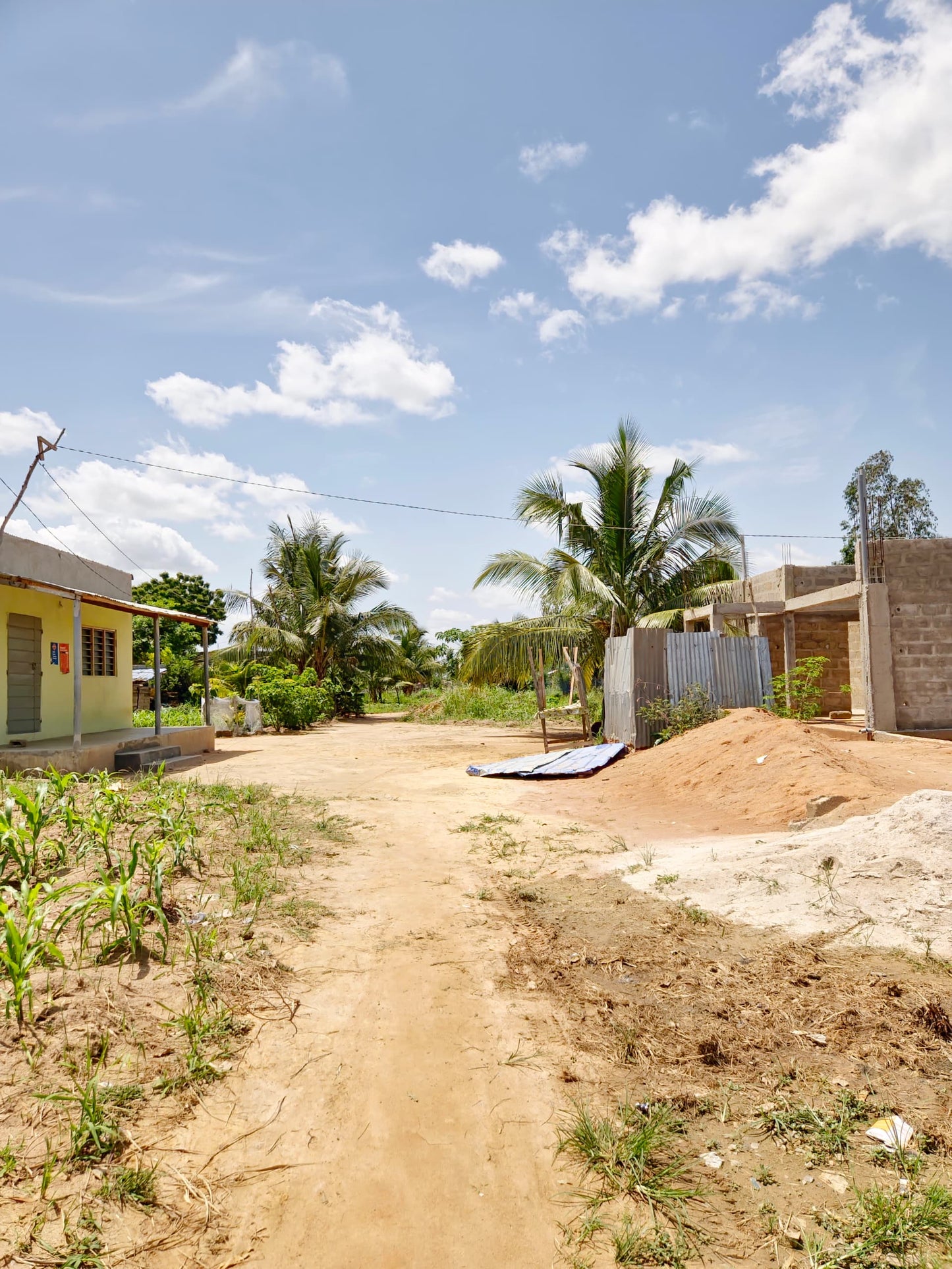 Terrain de 450 m² en vente à Légbassito Kognito - 13.5 millions FCFA