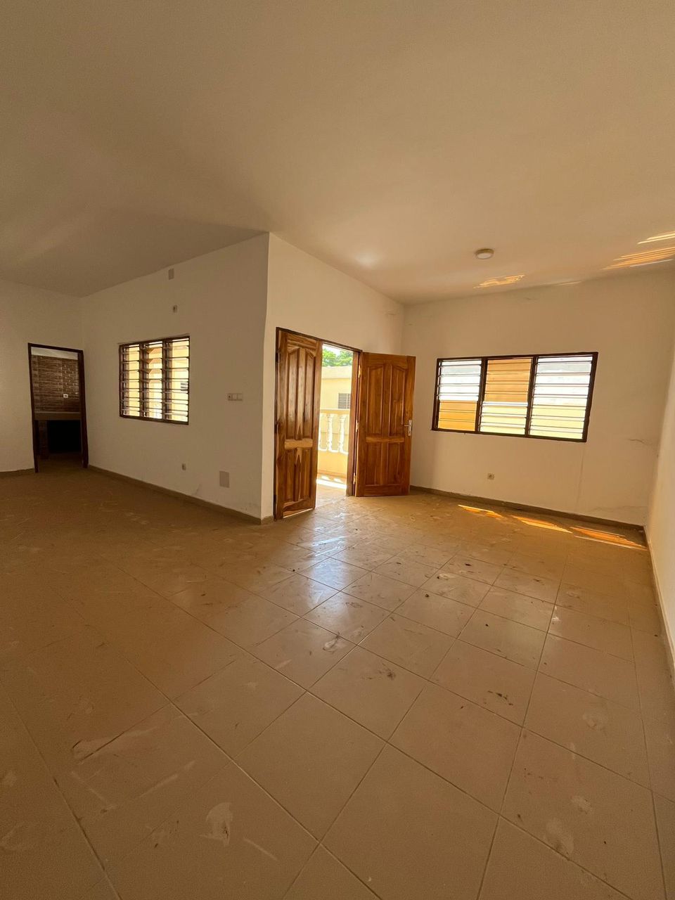 Appartement 2 chambres à louer à Hédzranawoé Piscine Atlantide – 90 000 FCFA/mois