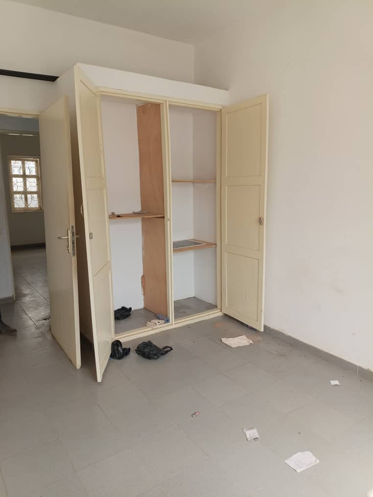 Villa 3 chambres en vente à Agoè Fil O Parc, 100 m du goudron – 100 millions FCFA