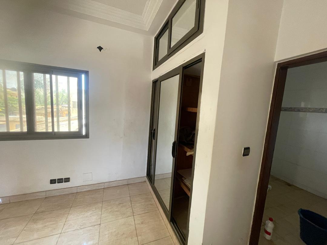 Villa duplex 4 chambres en location à Hédzranawoé – 250000 FCFA