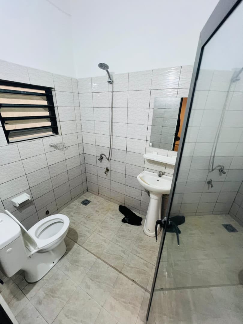 Appartement chambre salon à louer à Agoè Sogbossito Carrefour Kpogli - 60000 FCFA