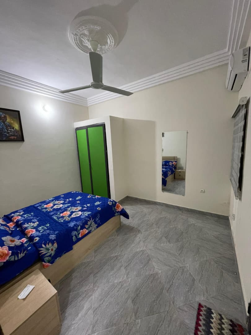 Appartement meublé 2 chambres en location à Hédzranawoé – à partir de 35 000 FCFA/jour