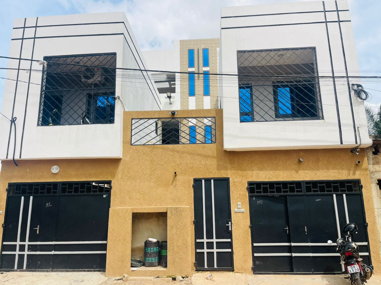 Appartement 2 chambres salon à louer à Kégué – 120 000 FCFA