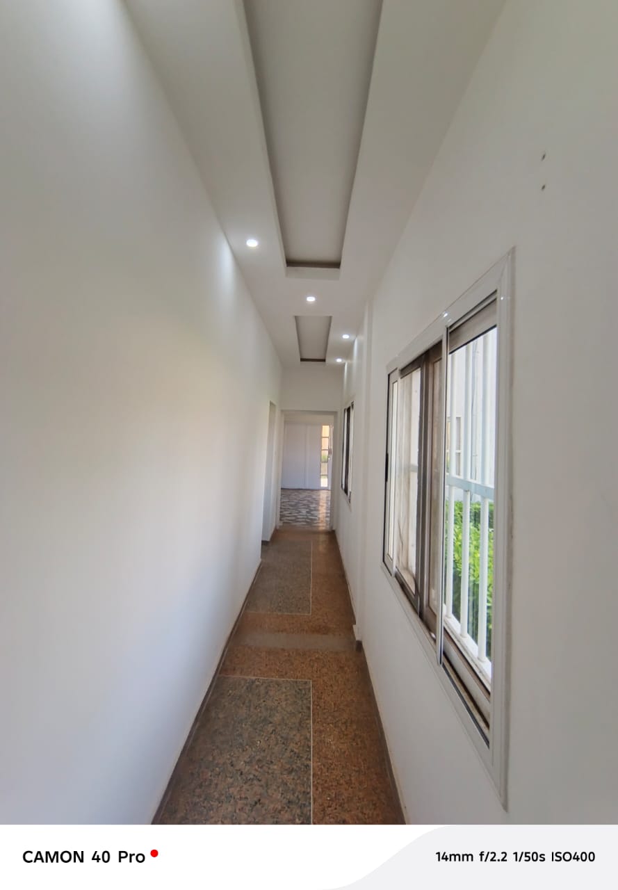 Villa 4 chambres à louer à Adewi à côté de la mairie – 700 000 FCFA