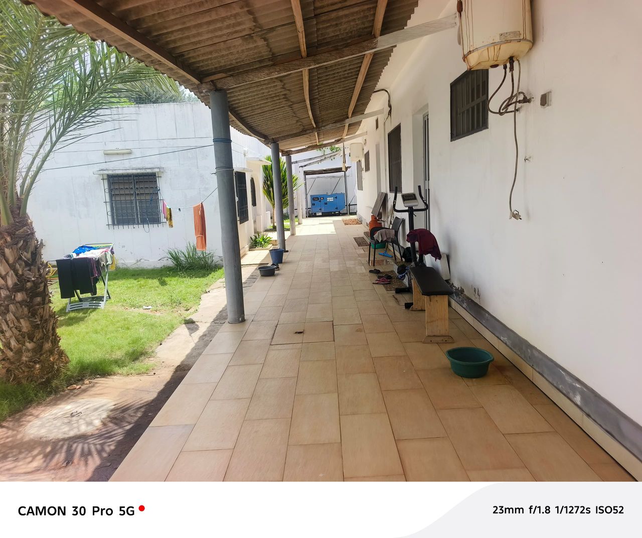 Villa 3 chambres à vendre à la Cité Oua (Caisse) – 550 millions FCFA