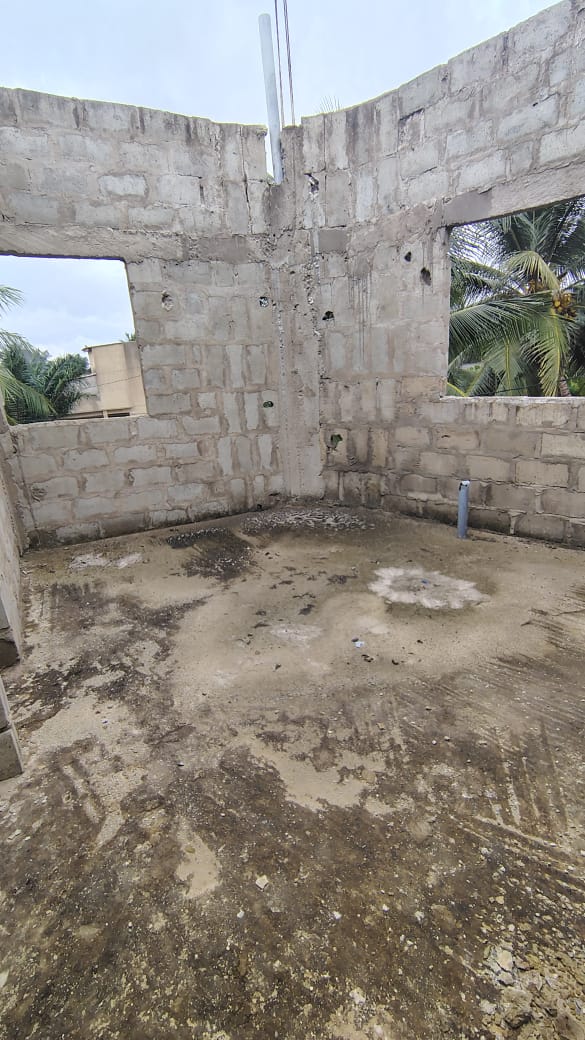 Maison duplex inachevée 6 chambres en vente à Adidogomé Wognomé – 55 millions FCFA