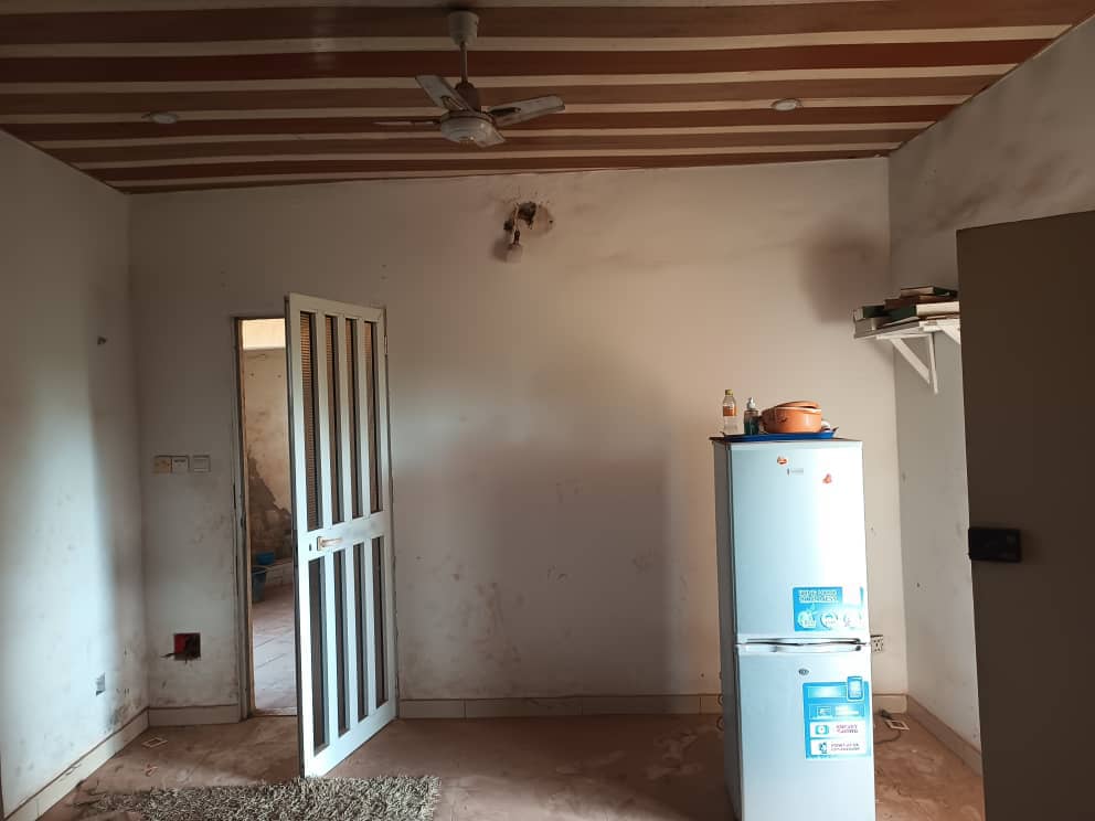 Villa 5 chambres de 150 m² en vente à Adidogomé Assiyéyé – 25 millions FCFA