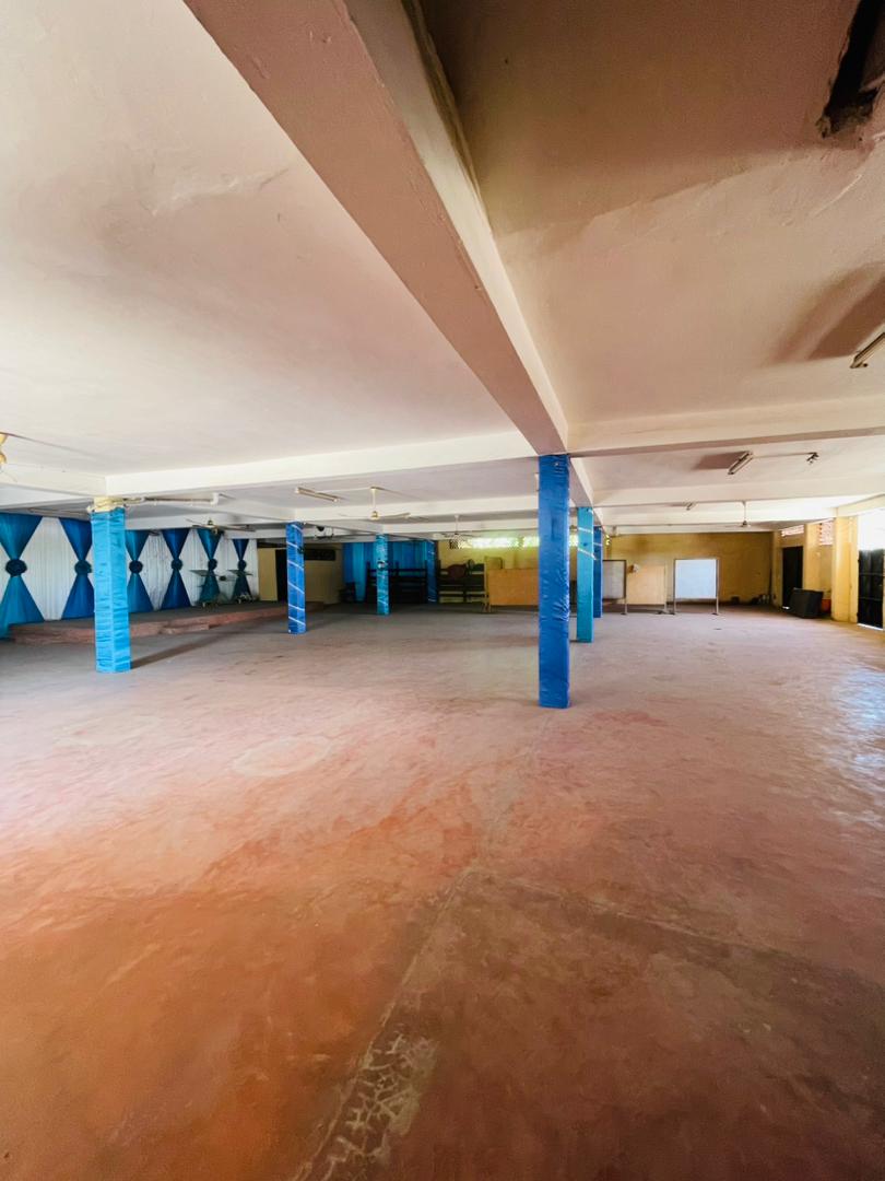 Villa 5 chambres en vente en angle de rue à Tokoin SOTED – 95 millions FCFA