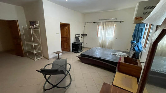 Villa 3 chambres de 600 m² en vente proche du goudron à Avepozo – 80 millions FCFA