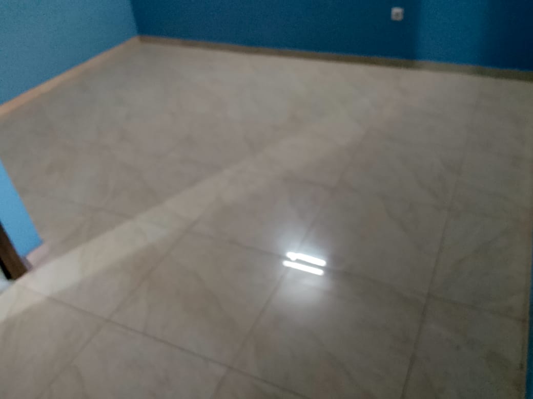 Appartement 2 chambres à louer à Dijdjolé Obu – 90 000 FCFA/mois