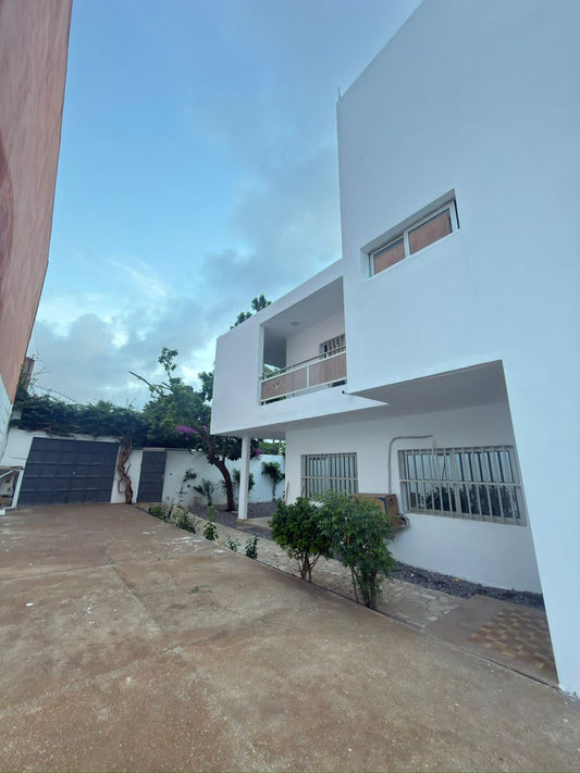 Villa à louer 7 chambres à Tokoin Hopital – 600 000 FCFA