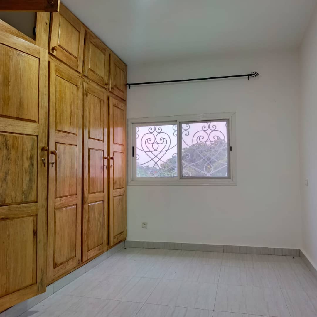 Villa 5 chambres en vente à Agoè Cacavéli – 100 millions FCFA