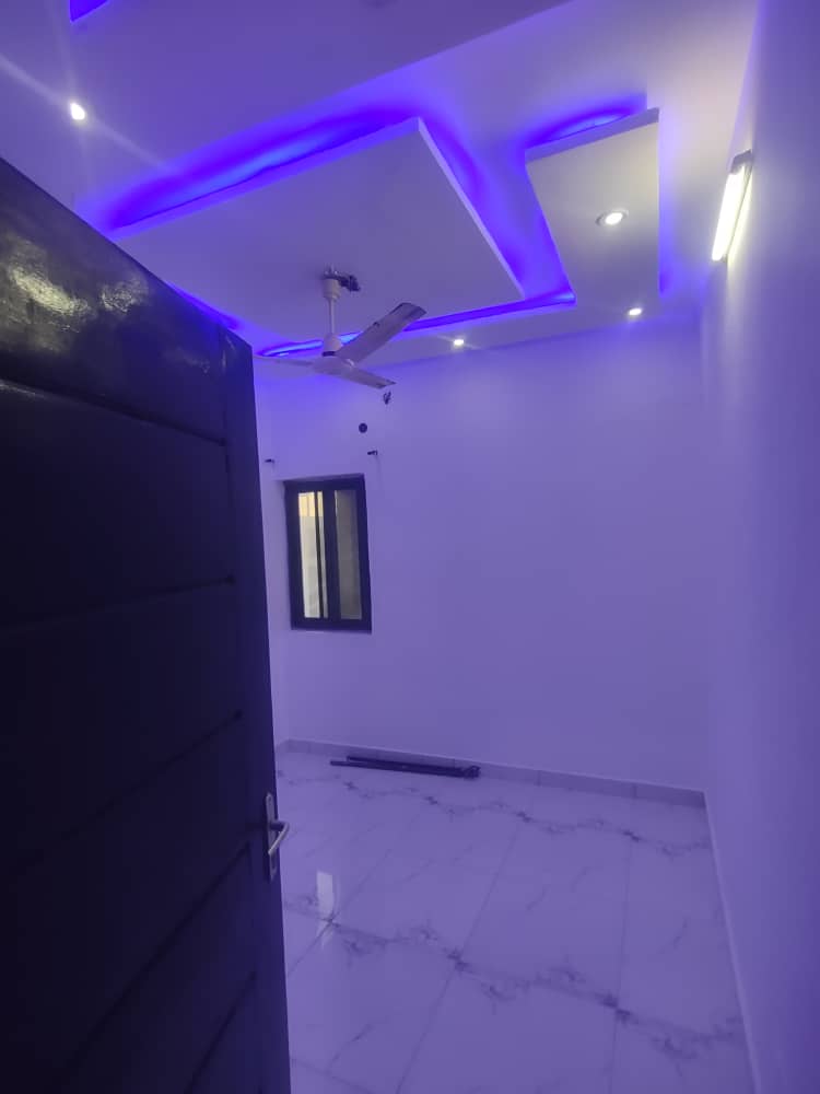 Appartement 2 chambres salon à louer à Tokoin Forever – 150 000 FCFA