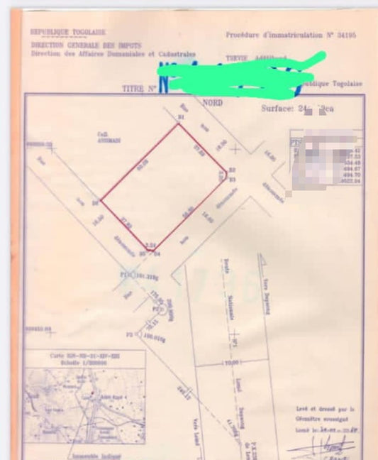 Terrain de 1 lot en angle de rue à Apessito quartier la Paix – 14 millions FCFA