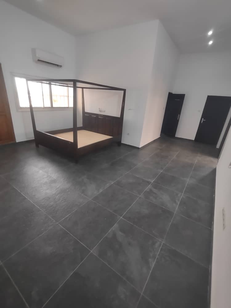 Appartement meublé haut standing en location à Nyekonakpoè – 280 000 FCFA