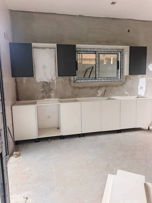 Villa 6 pièces en vente en bordure de goudron à Avedji Plateau – 160 millions FCFA