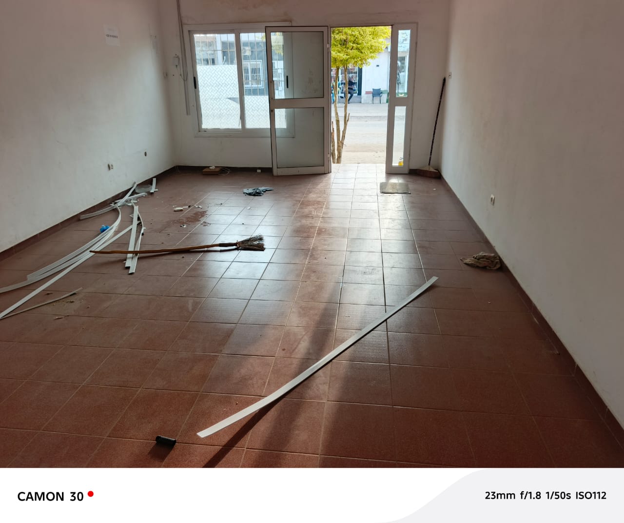 Boutique en location à Agbalepedo près du marché – 85 000 FCFA