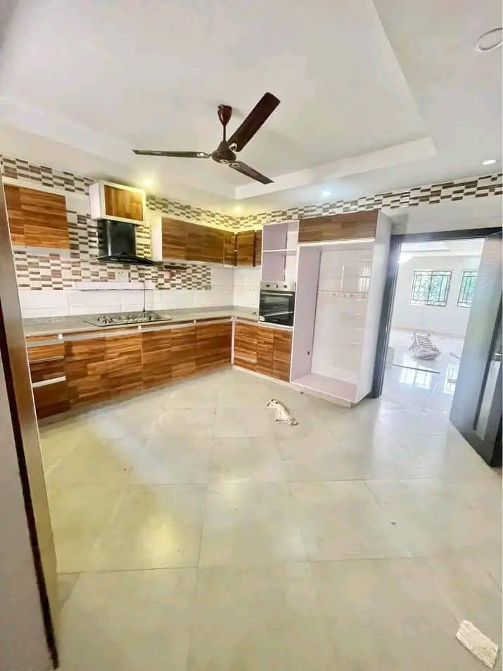 Villa 3 chambres à louer à Tokoin Hôpital – 300 000 FCFA