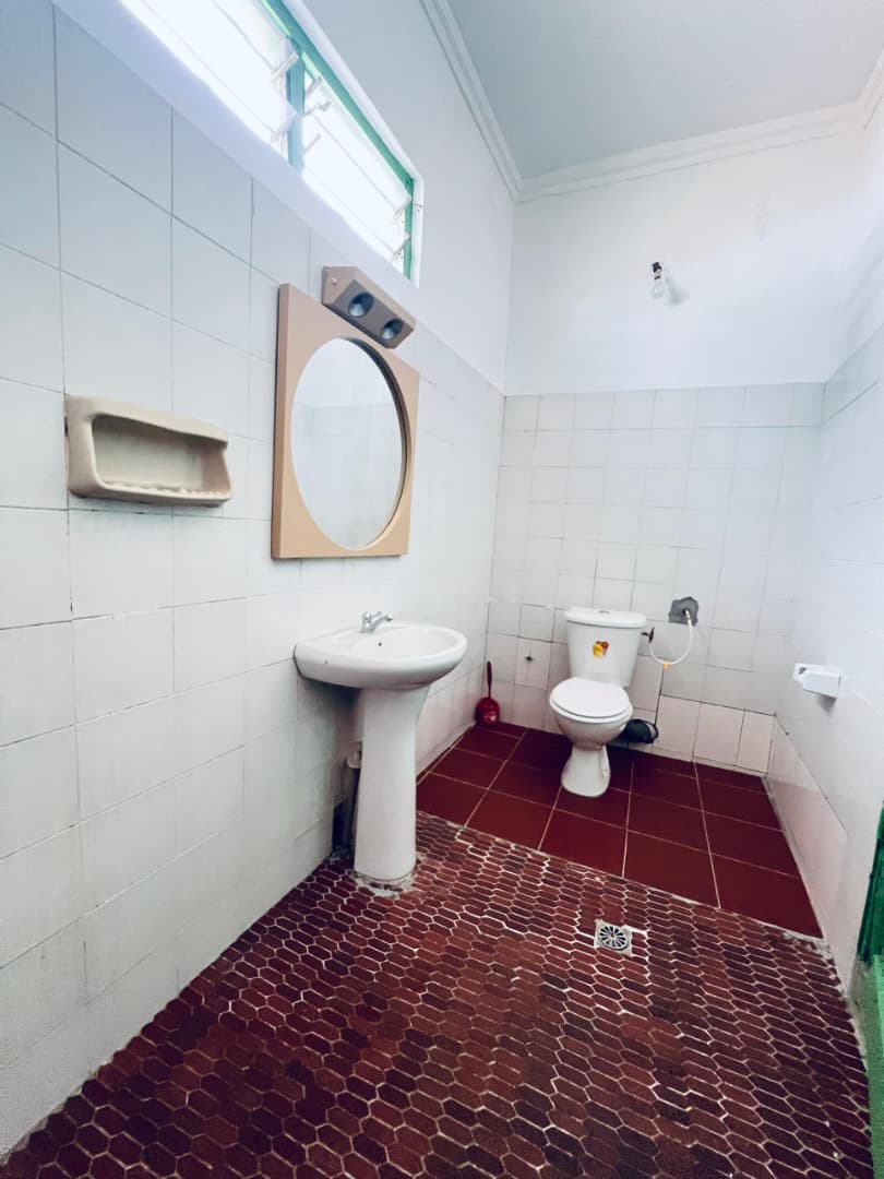 Villa 2 chambres en location à Tokoin Super Taco – 150 000 FCFA/mois