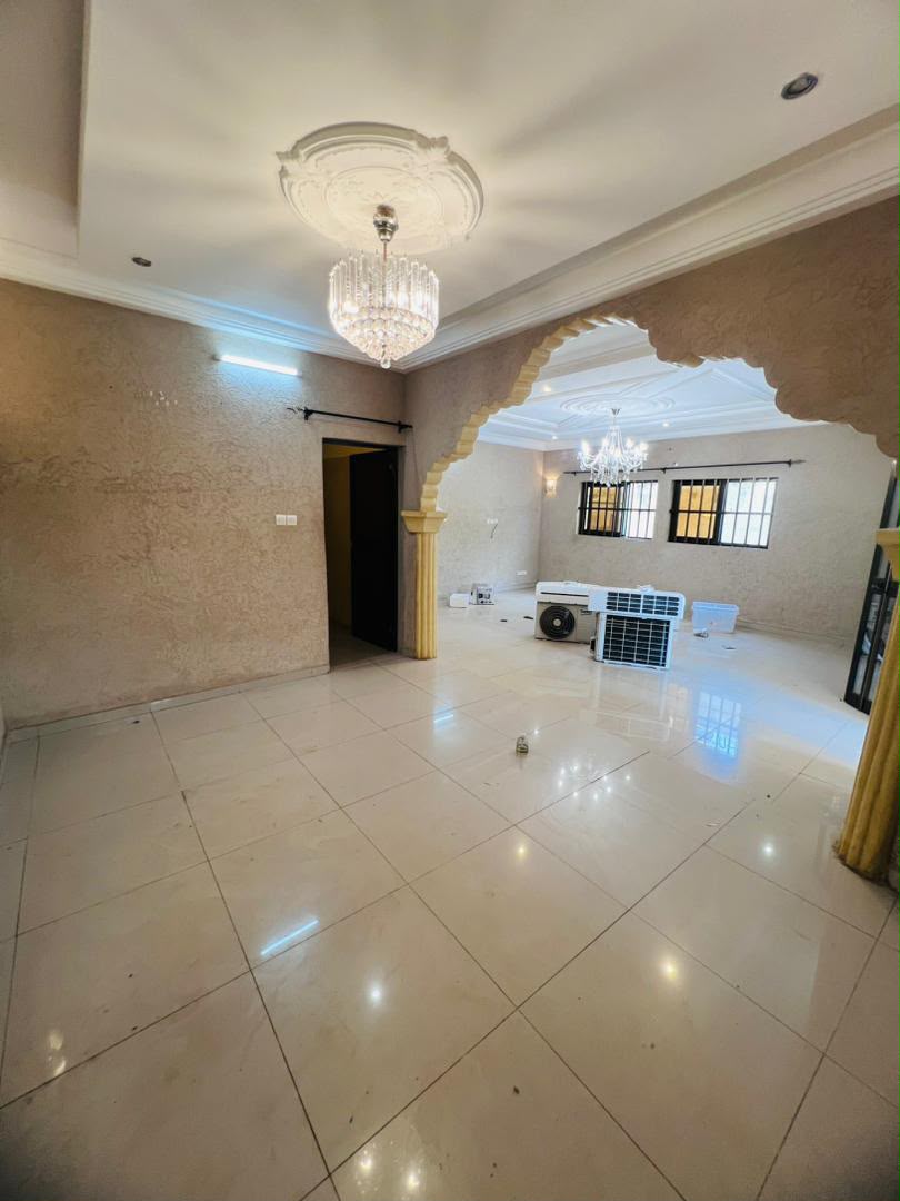 Villa 3 chambres à louer à Agoè – 150 000 FCFA/mois