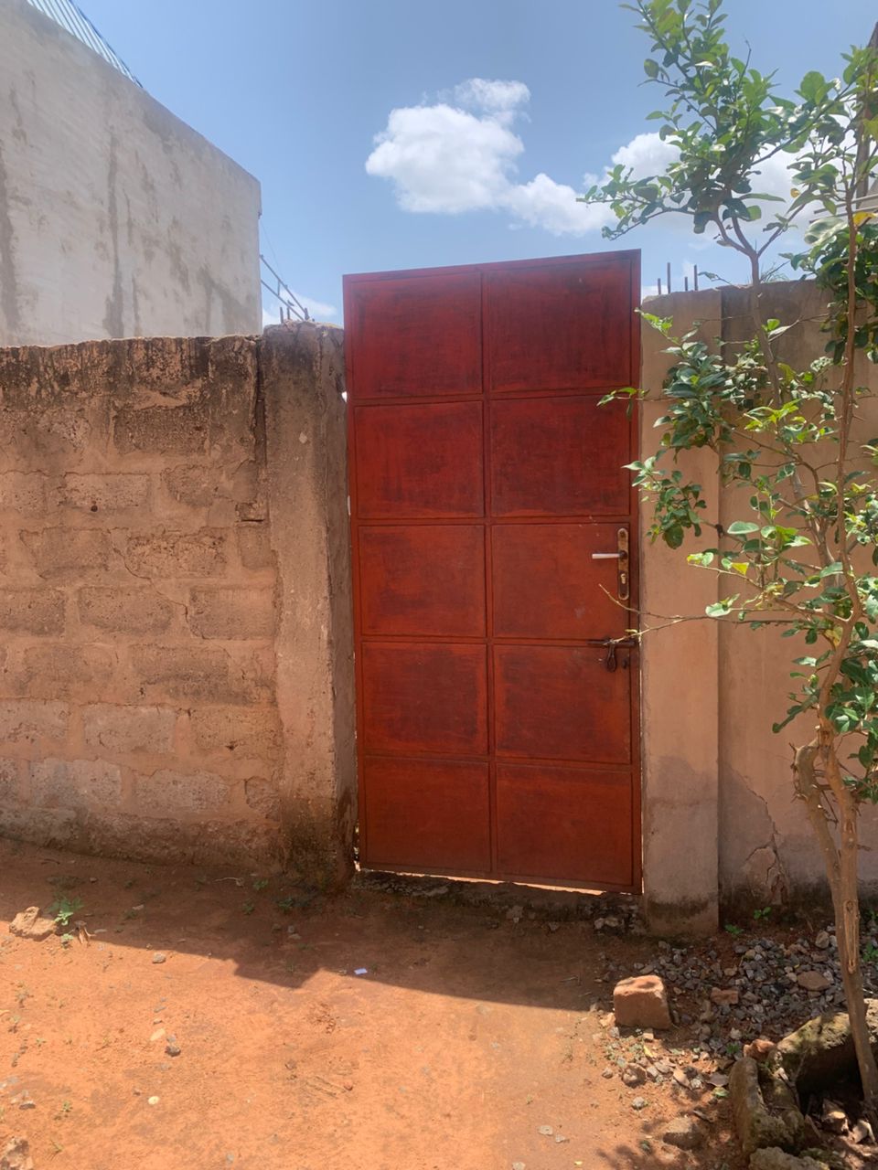 Terrain de 300 m² en vente à Ségbé Zanvi – 12 millions FCFA