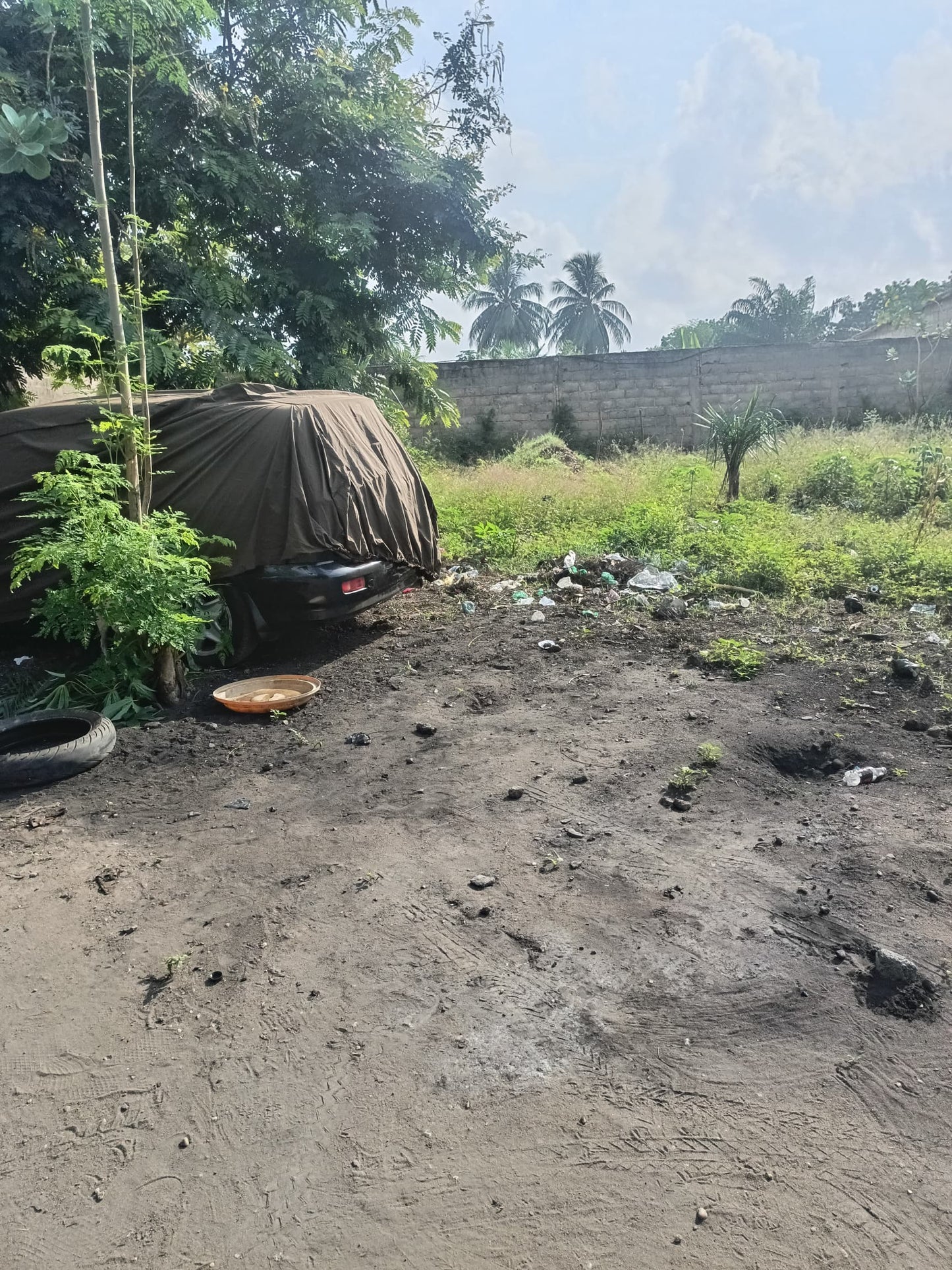 Demi lot en vente à Adidogomé – 30 000 000 FCFA