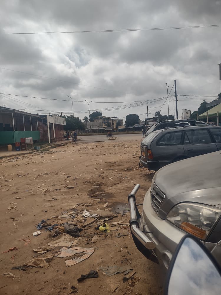 Terrain 04 lots en vente à 20 m du goudron à Agoé Assiyéyé – 95 millions FCFA le lot