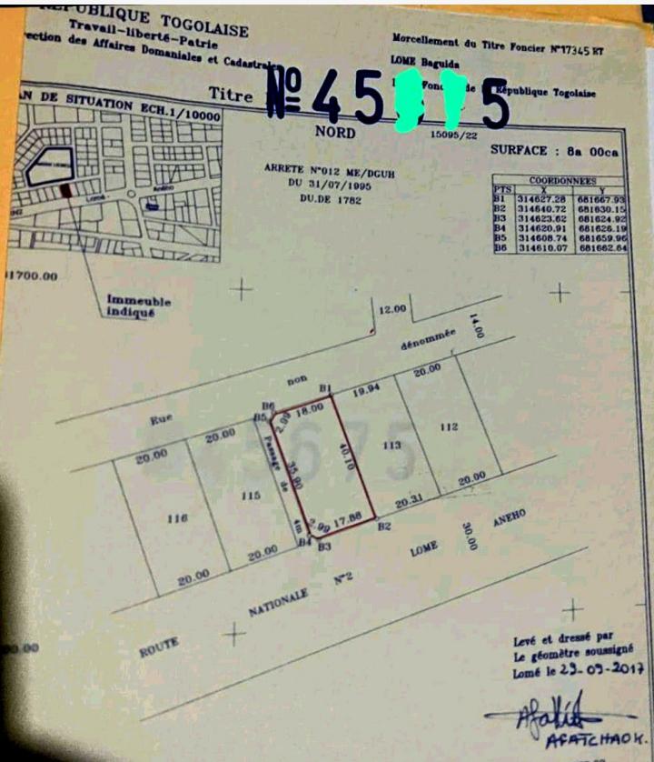 Terrain de 800 m² en vente en bordure de goudron à Baguida – 150 millions FCFA