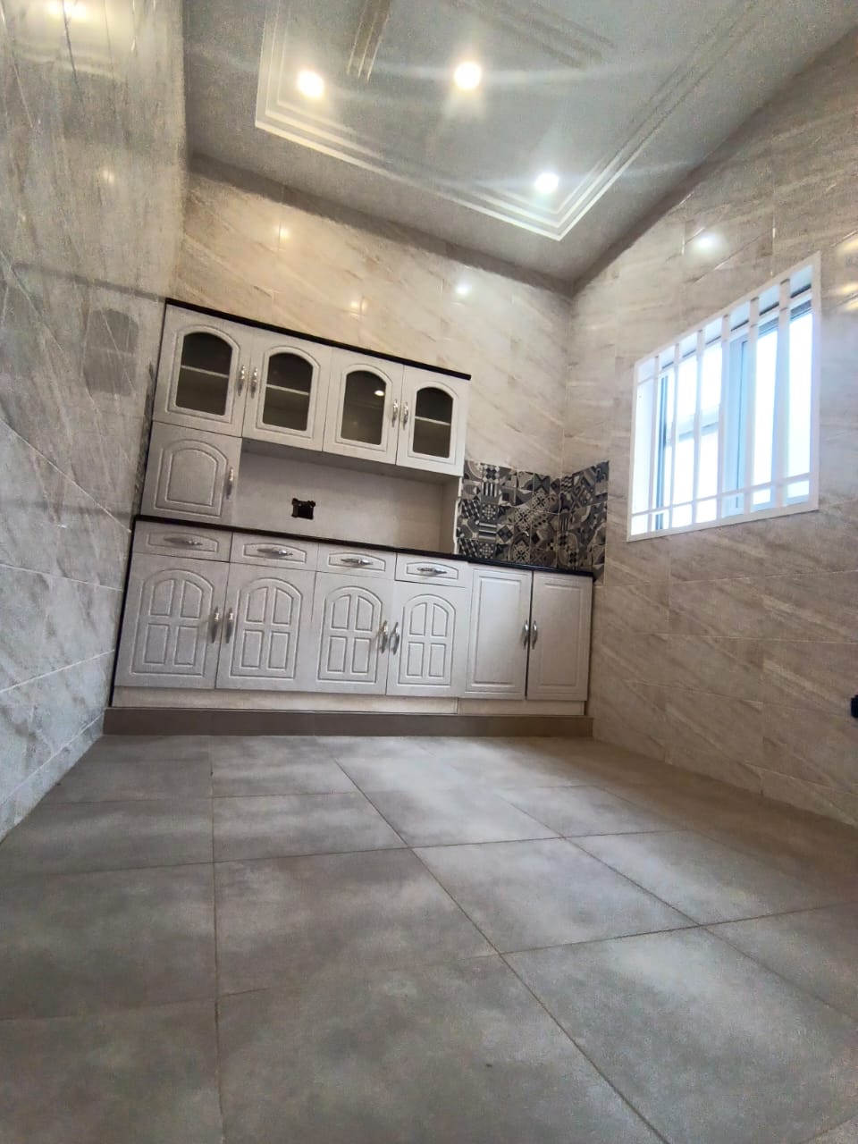 Villa 3 chambres en vente à Ségbé-Akato sur demi lot – 55 millions FCFA