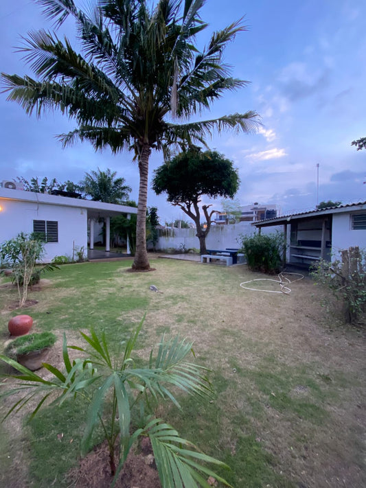 Villa 3 chambres à louer à Forever – 400.000 FCFA / mois