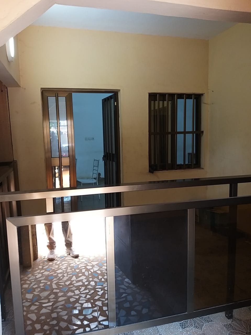 Appartement 2 chambres à louer à Agoè Plateau, non loin de la station Cap Anomé – 80 000 FCFA