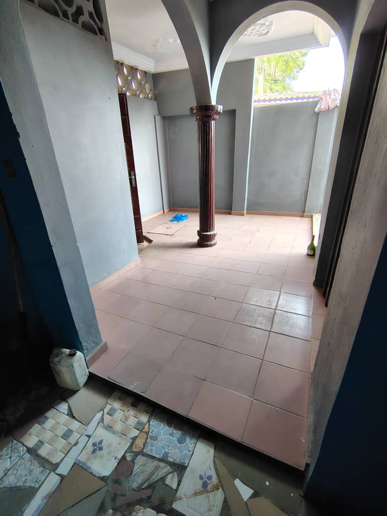 Appartement 4 chambres à louer à Avedji – 100 000 FCFA