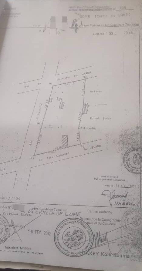 Terrain de 3370 m² en vente au grand marché Nopato – 1,5 milliard FCFA