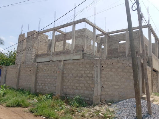 Maison duplex inachevée 6 chambres en vente à Adidogomé Wognomé – 55 millions FCFA