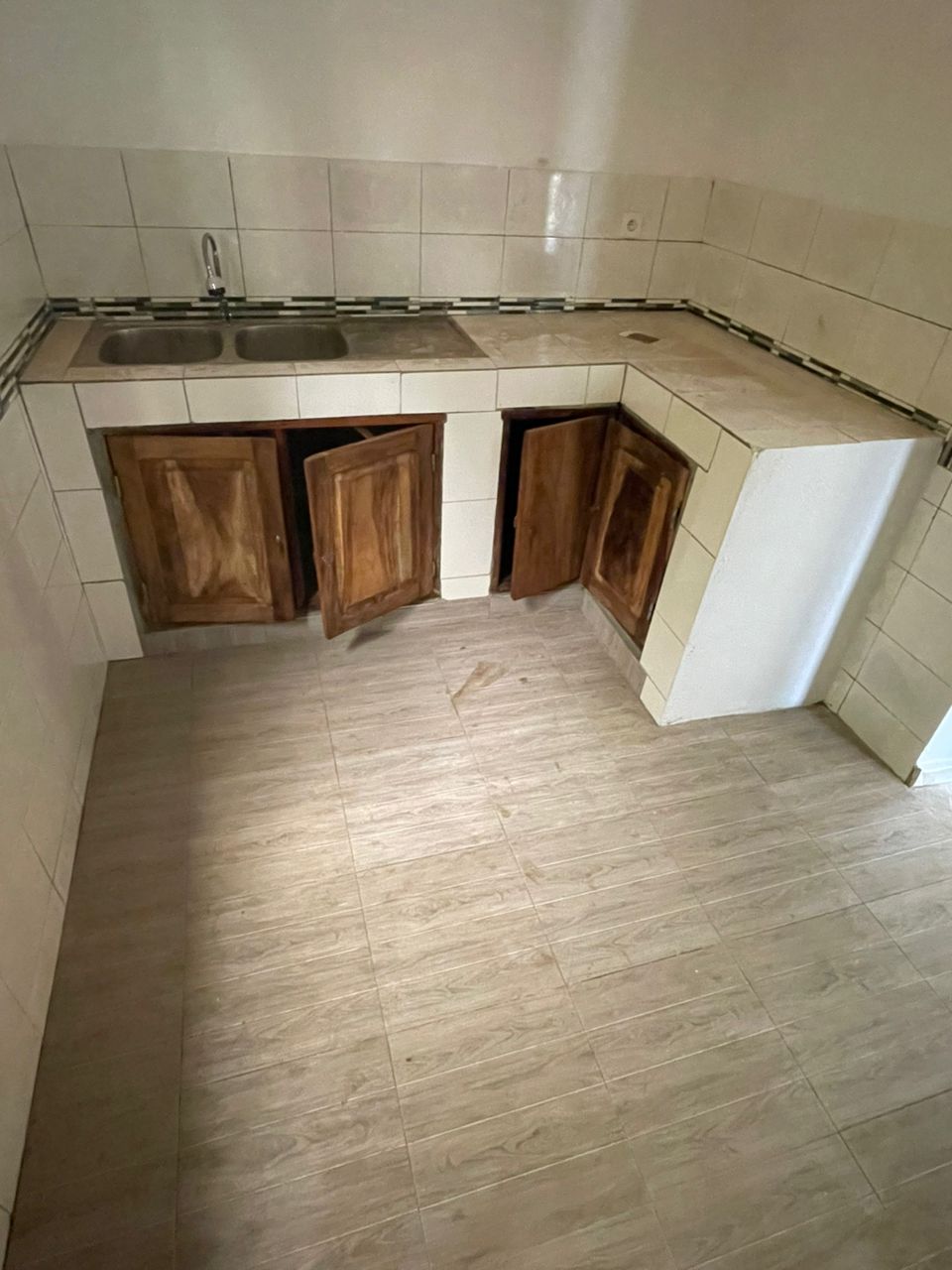 Appartement 2 chambres à louer à Agoè derrière FIL Ô PARC – 120 000 FCFA/mois